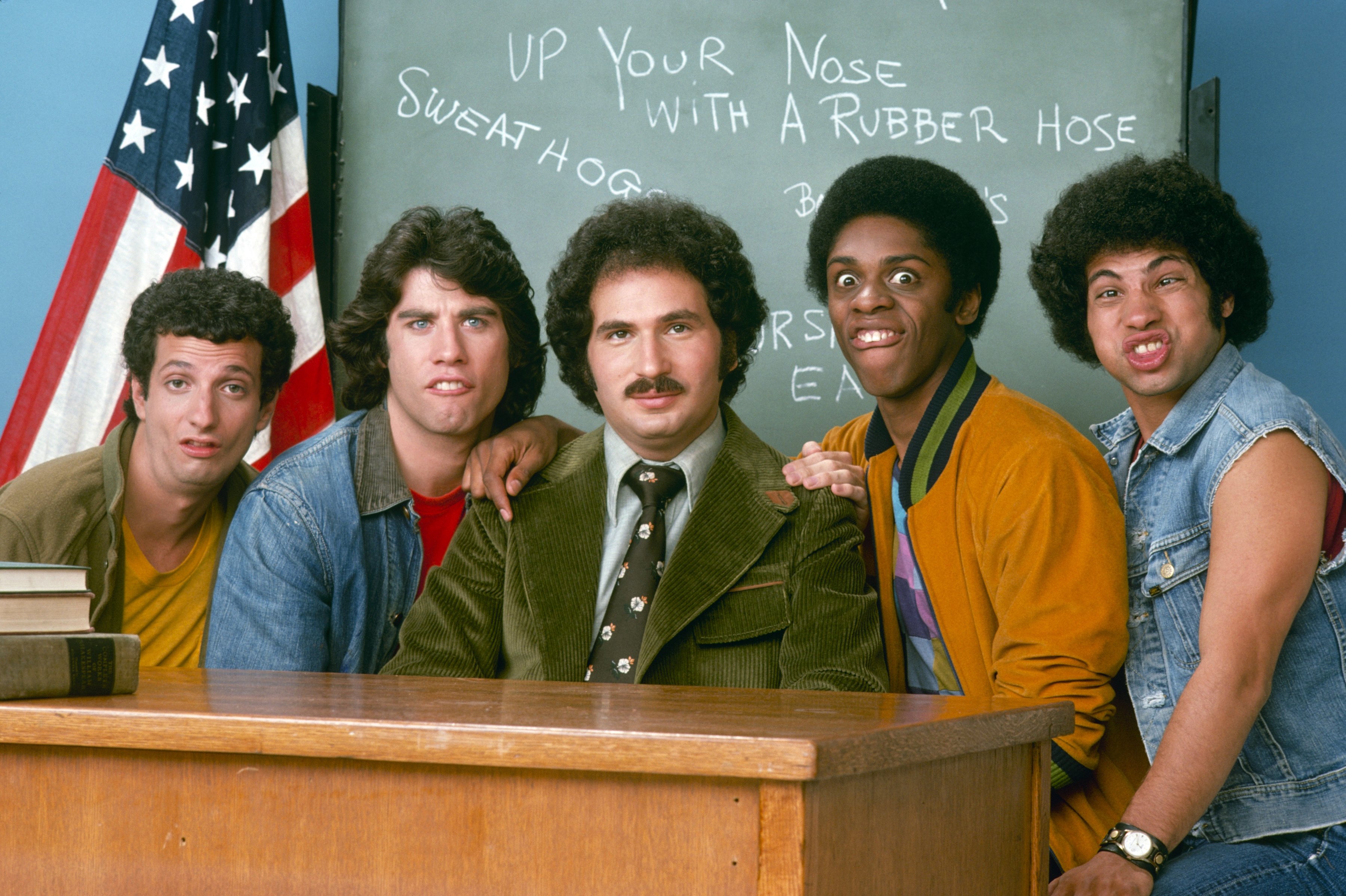 Still of John Travolta, Robert Hegyes, Lawrence Hilton-Jacobs, Gabe Kaplan and Ron Palillo in Welcome Back, Kotter (1975)