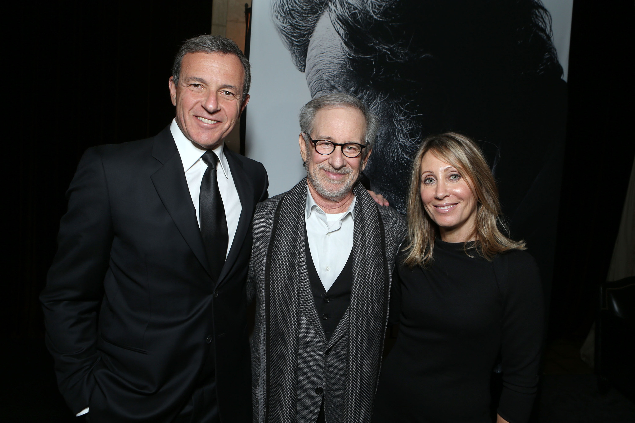 Steven Spielberg, Robert A. Iger and Stacey Snider at event of Linkolnas (2012)
