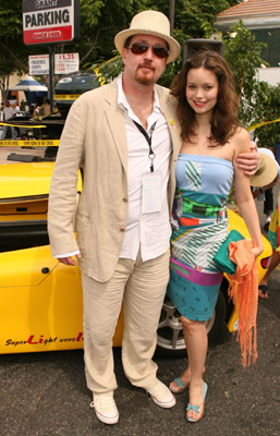 Richard D. Titus and Summer Glau at event of Who Killed the Electric Car? (2006)