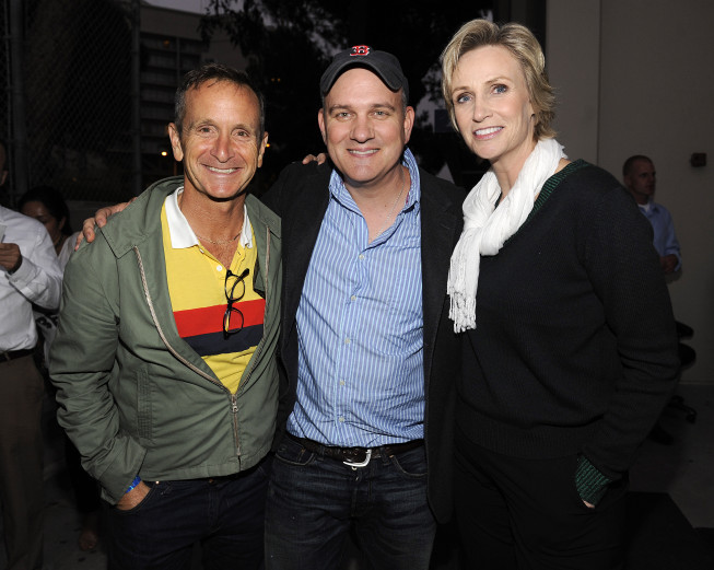 Still of Mike O'Malley, Dante Di Loreto and Jane Lynch in Glee (2009)