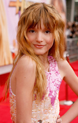 Bella Thorne at event of Hana Montana: filmas (2009)