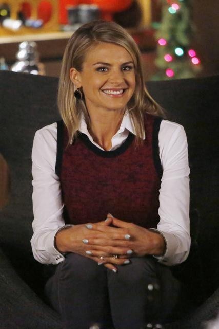 Still of Eliza Coupe in Happy Endings (2011)