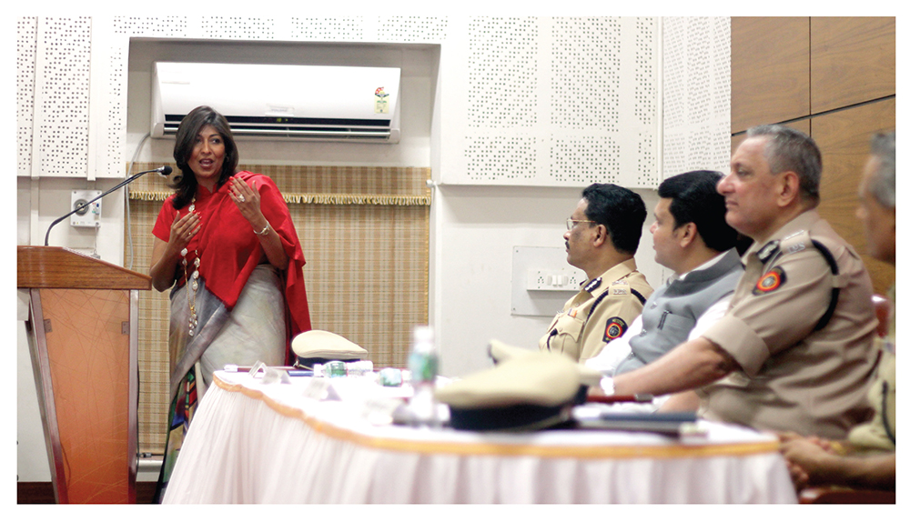 Filmmaker Vibha Bakshi works with the Mumbai Police for creating the women safety campaign.