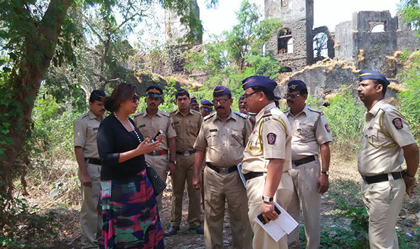 MUMBAI POLICE BREAKS THE SILENCE 3 films at 3 minute each are playing across all film theaters in Mumbai in the interest of the Public. Created by the makers of 'Daughters of Mother India'.