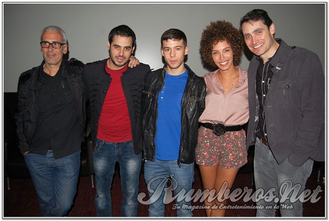 With actors Guillermo García, Ignacio Montes and Sócrates Serrano and Producer Designer Marcelo Pont at the Azul y no tan rosa's Press Conference