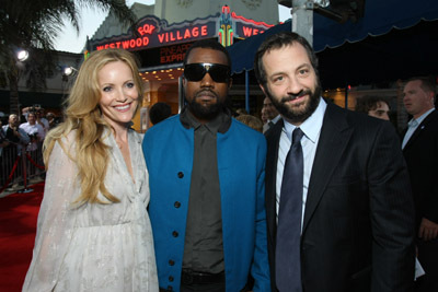 Leslie Mann, Judd Apatow and Kanye West at event of Mari Huanos ekspresas (2008)