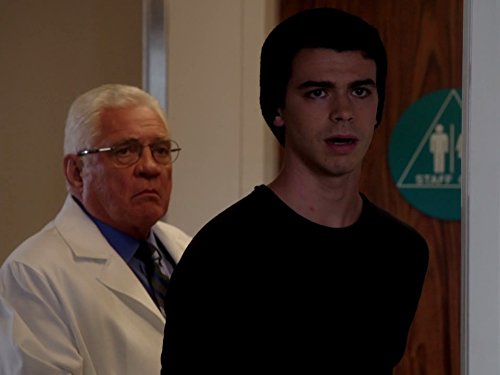 Still of G.W. Bailey and Joey Pollari in Major Crimes (2012)