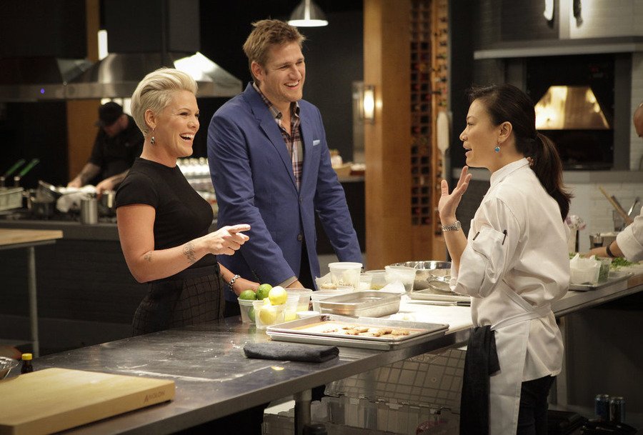 Still of Curtis Stone, Shirley Chung and Alecia Moore in Top Chef Duels (2014)
