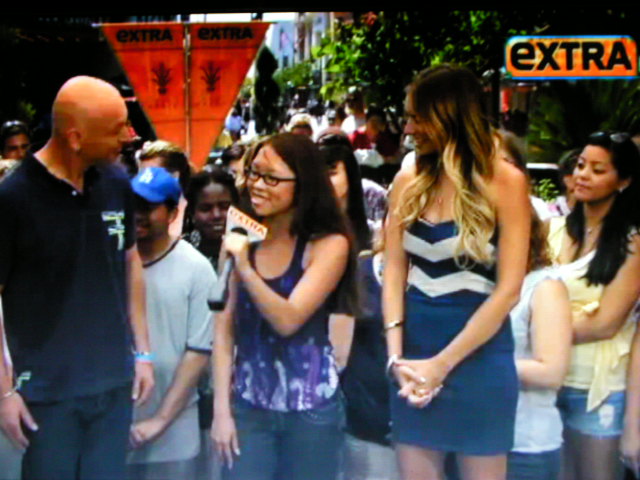 Howie Mandel, Claire Lanay, Renee Bargh at The Grove (Los Angeles) on 