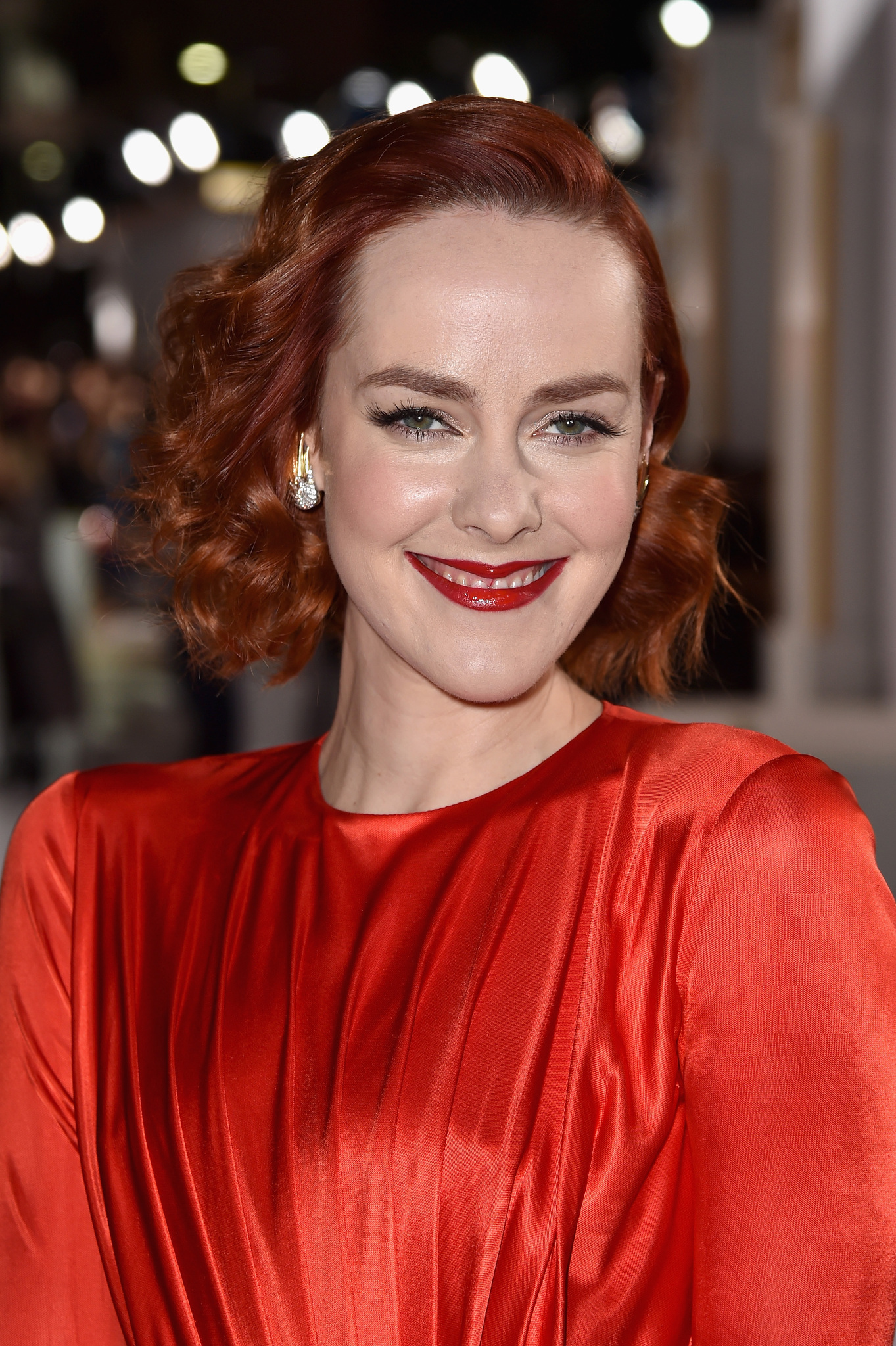 Jena Malone at event of Bado zaidynes: Strazdas giesmininkas. 1 dalis (2014)