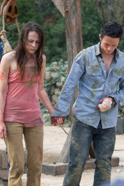 Still of Jonathan Tucker and Jena Malone in The Ruins (2008)