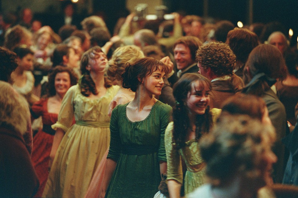 Still of Keira Knightley, Jena Malone and Carey Mulligan in Pride & Prejudice (2005)