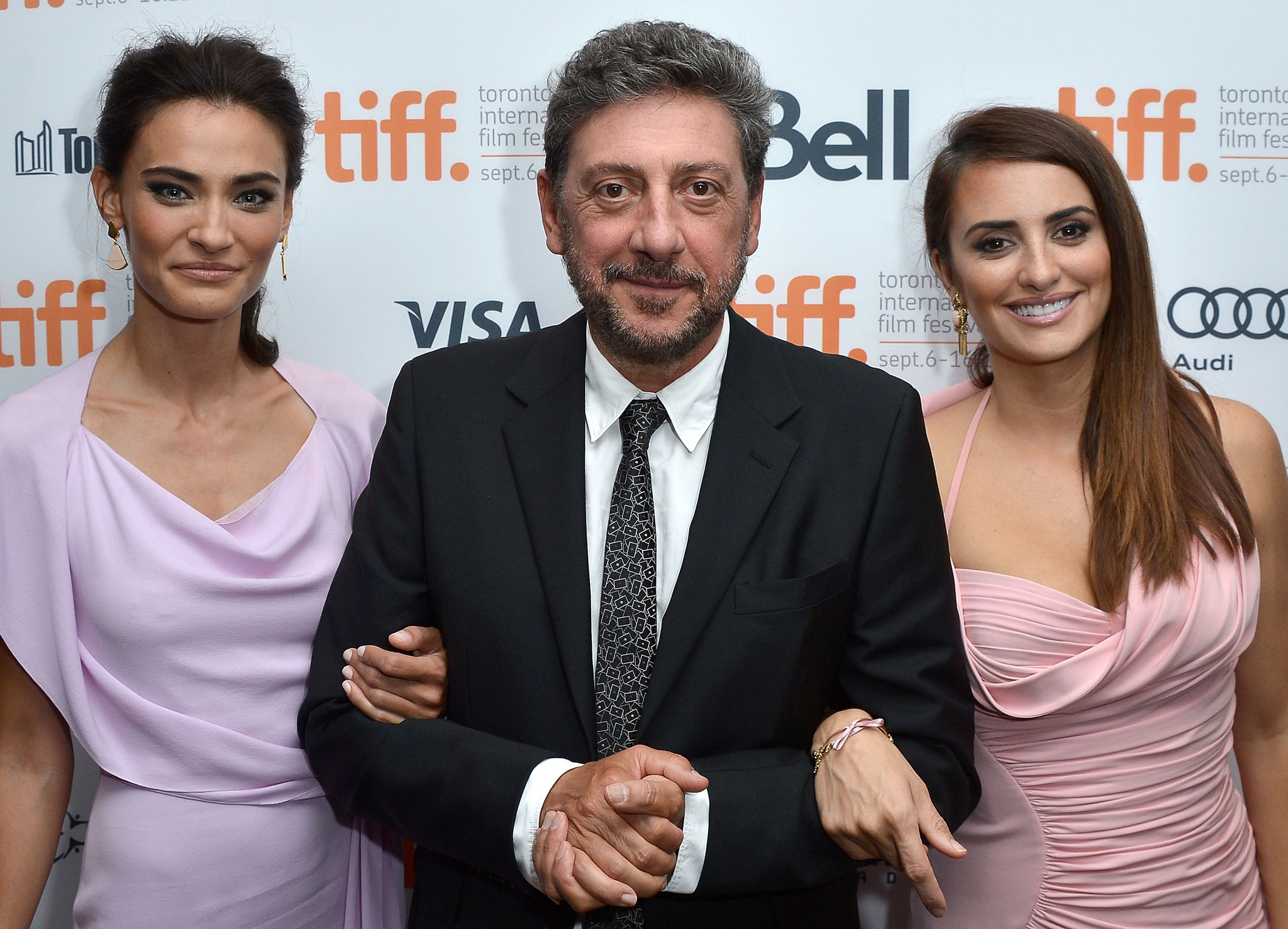 Penélope Cruz, Sergio Castellitto and Saadet Aksoy at event of Gime myleti (2012)