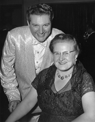 Lee Liberace being visited by his mother on the set of 