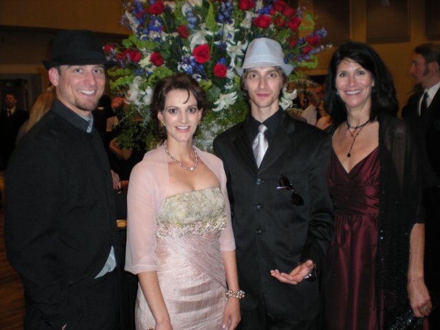 Luke Sexton, Dodie Brown, Kent Jude Bernard and Cindi Woods at the premiere of Flag of Our Fathers