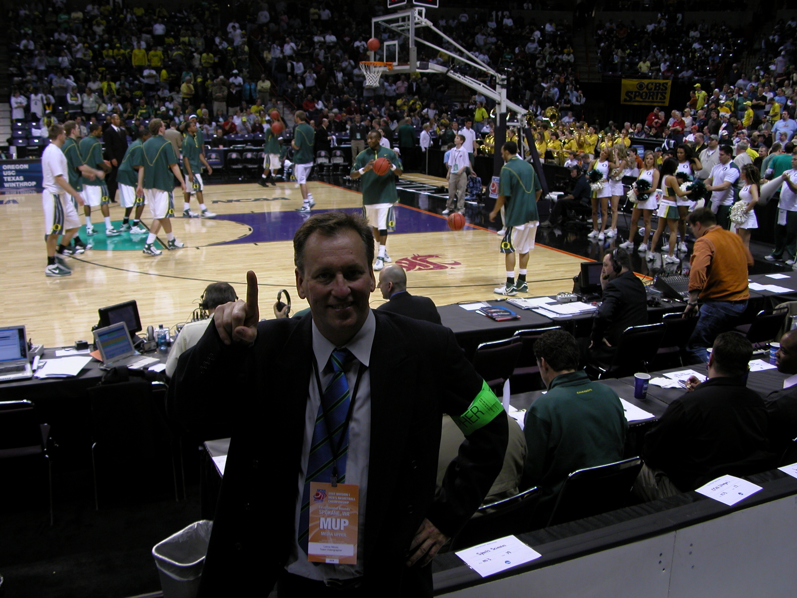 Lance at NCAA Winthrop vs Oregon