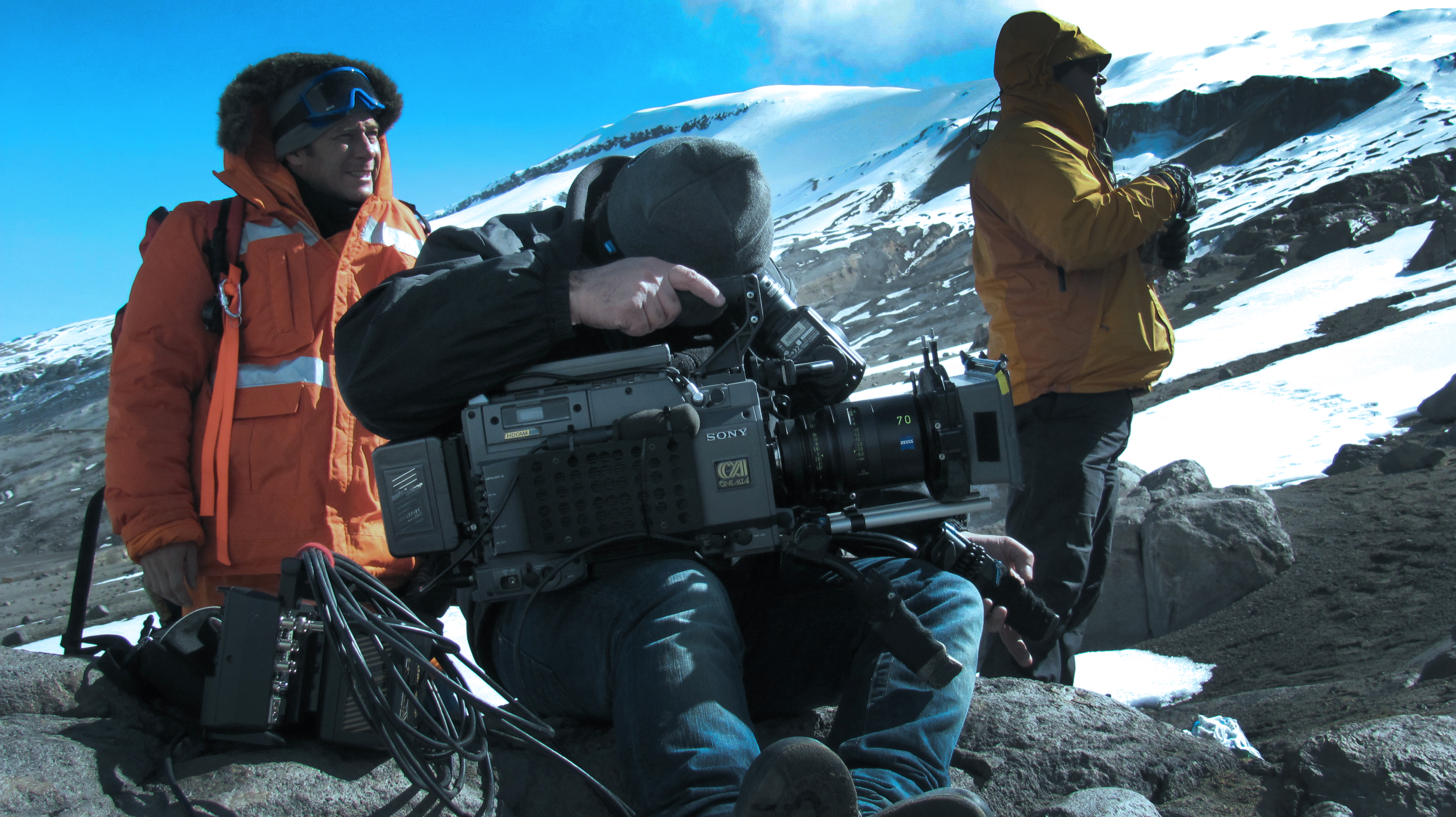 Caryl Deyn Directing sequences for Prime Time TV Series Kdabra Season 02 FOX International Channels MundoFOX