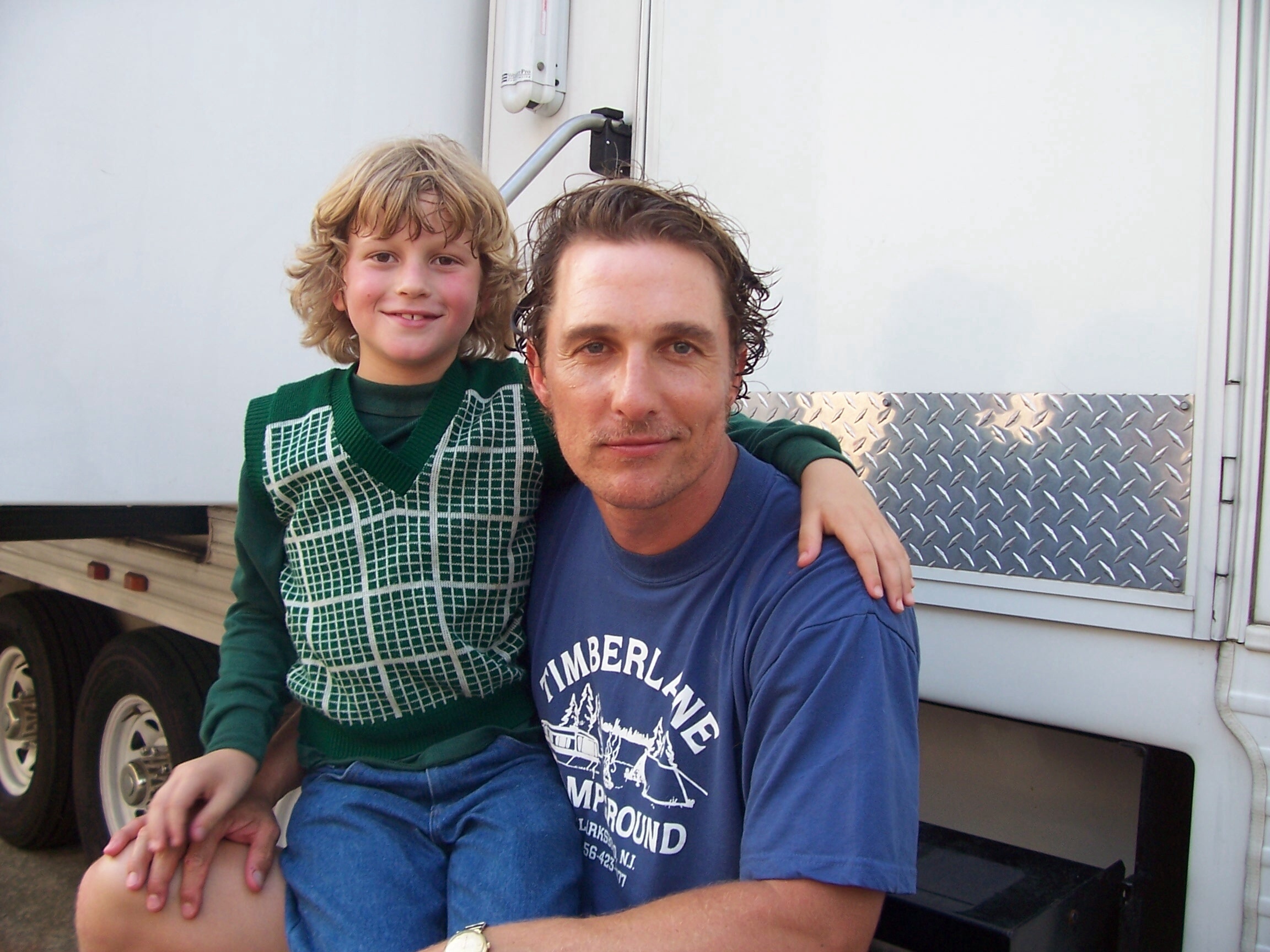 Andrew Wilson Williams and Matthew McConaughey on the set of 