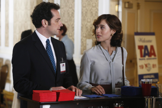 Still of Matthew Rhys and Marina Squerciati in The Americans (2013)