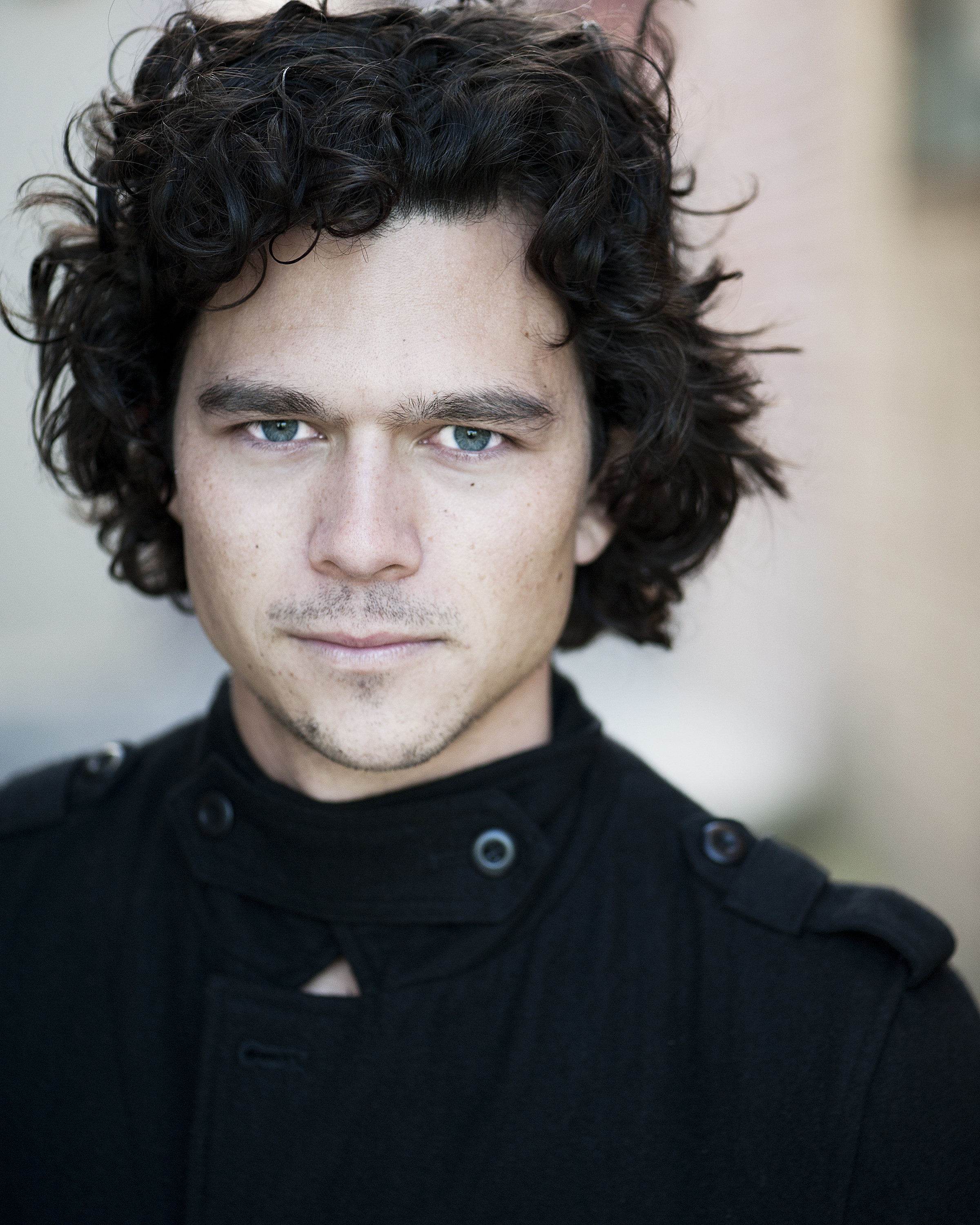 Luke Arnold