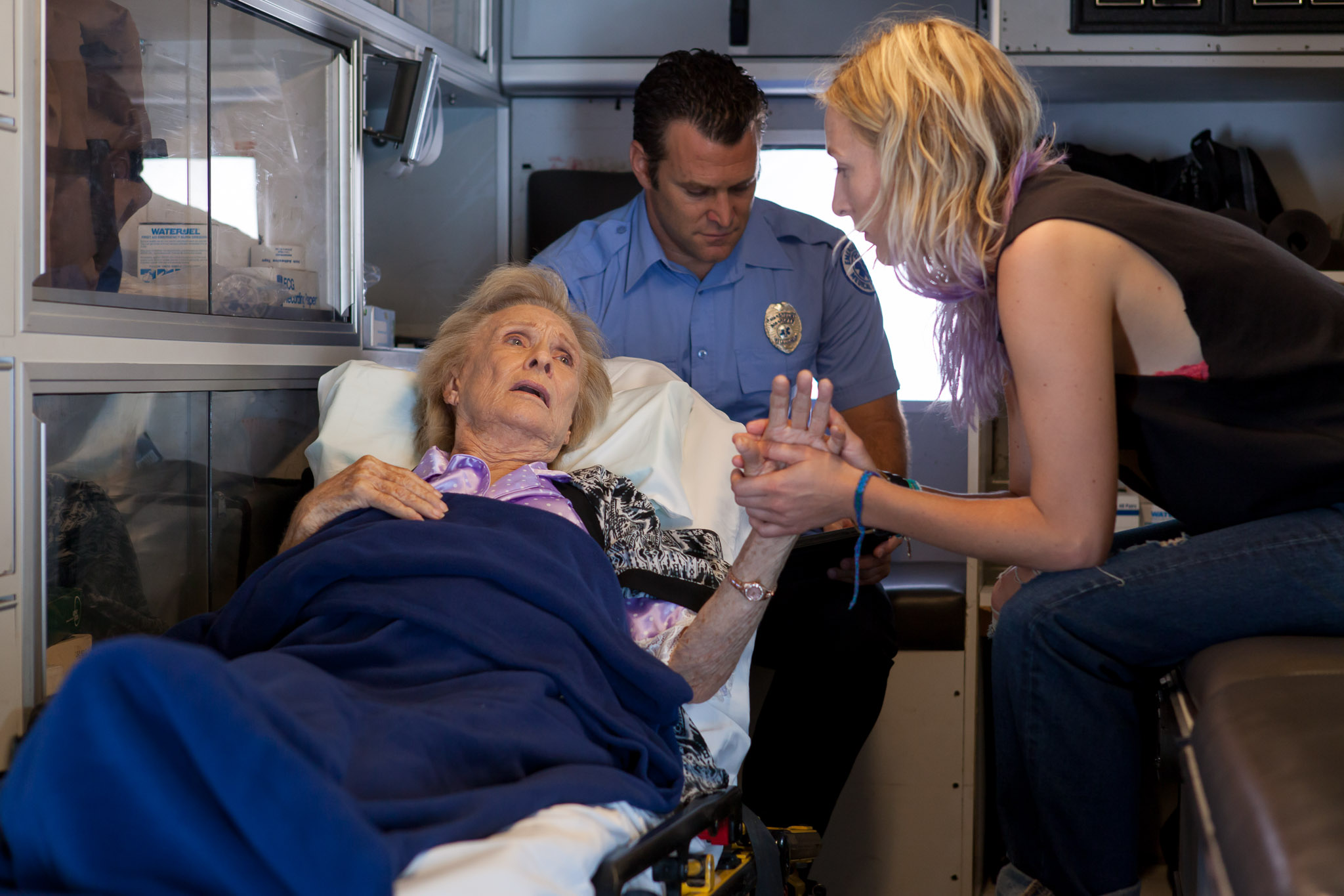 Still of Cloris Leachman and Mickey Sumner in This Is Happening (2015)