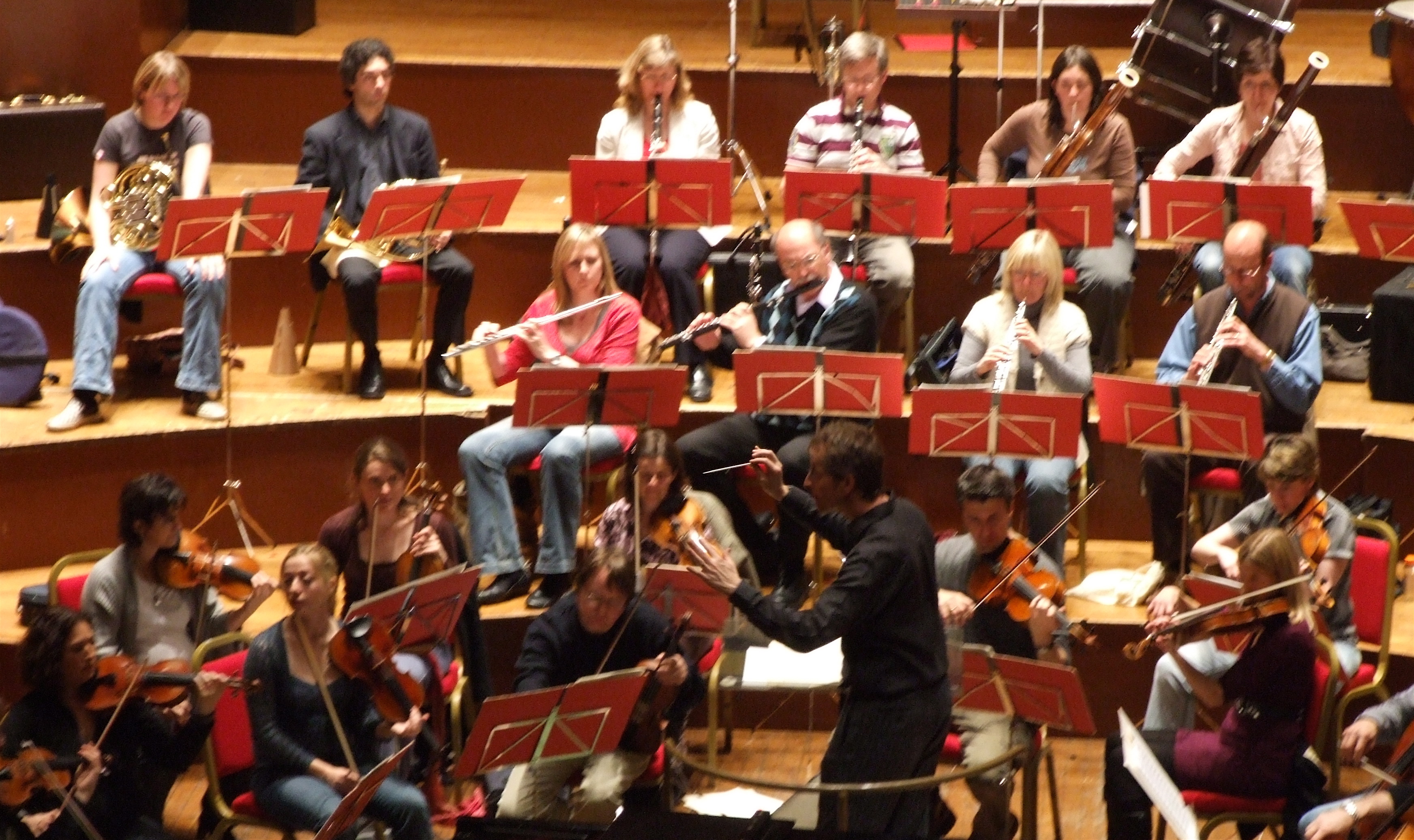 Conducting the Emerald Chamber Orchestra (rehearsal) at Colston Hall, Bristol 16.04.08