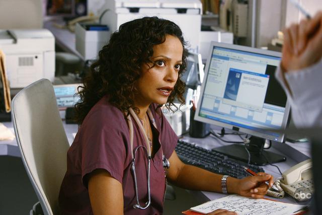 Still of Judy Reyes in Scrubs (2001)