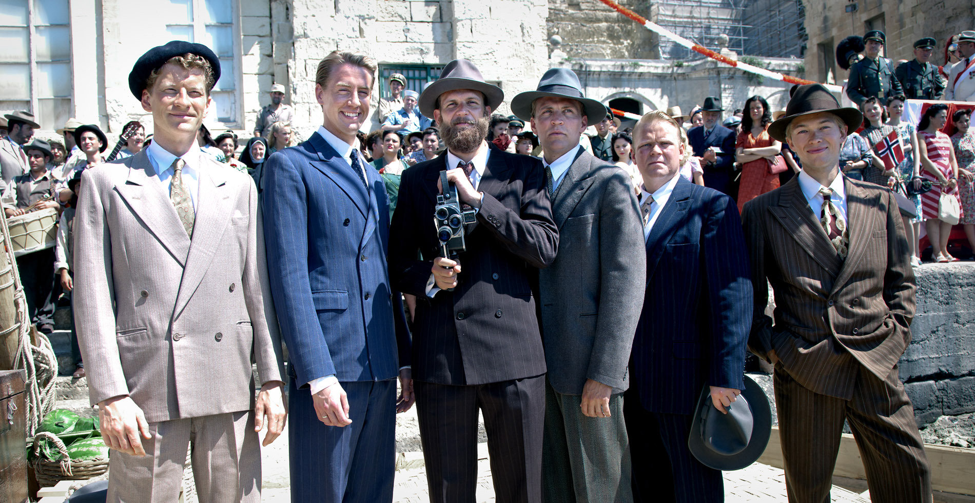 Still of Anders Baasmo Christiansen, Gustaf Skarsgård, Pål Sverre Hagen, Jakob Oftebro, Odd-Magnus Williamson and Tobias Santelmann in Kon-Tiki (2012)