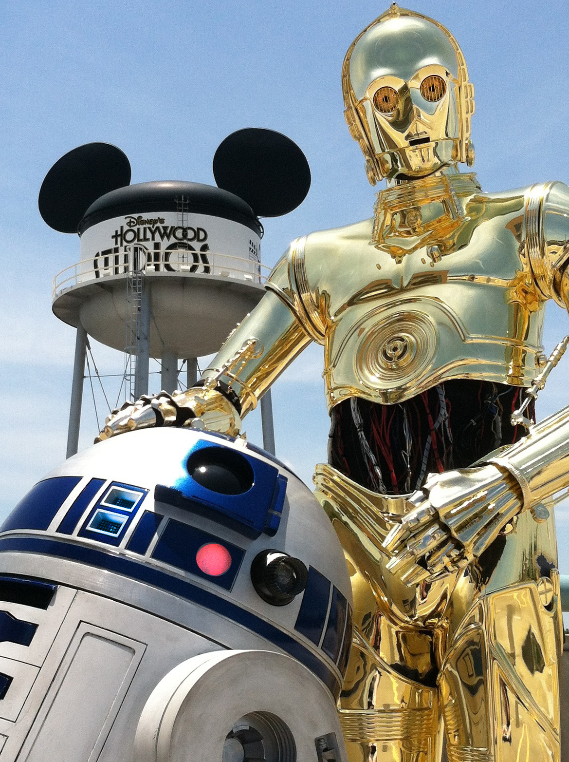 C-3PO and R2-D2 appear at Disney's Hollywood Studios in Orlando, Florida for Star Wars Weekends (Chris F. Bartlett as C-3PO)
