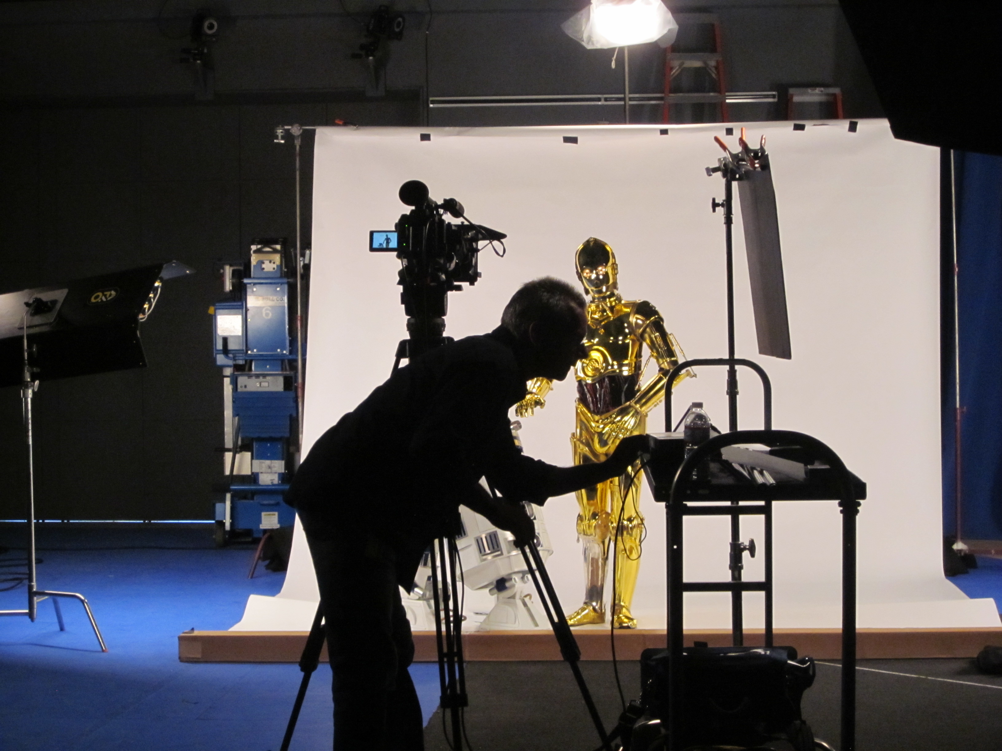 Chris F. Bartlett as C-3PO at Lucasfilm filming for Variety Children's Charity.