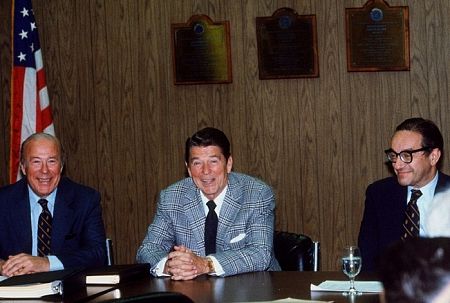 Ronald Reagan with Sec. of State George P. Shultz and Alan Greenspan