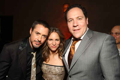 Robert Downey Jr., Jon Favreau and Susan Downey at event of Gelezinis zmogus (2008)