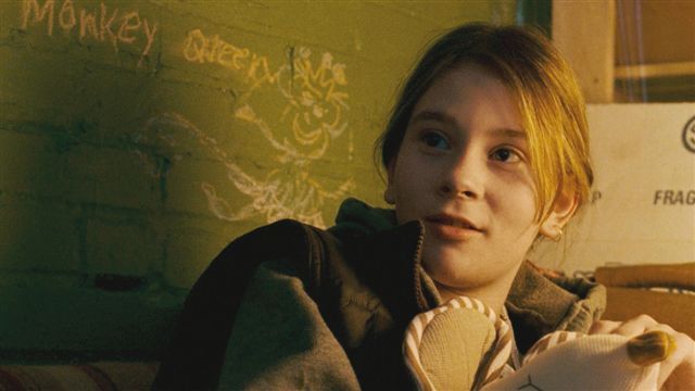 Still of Maya Ritter in Finn's Girl (2007)