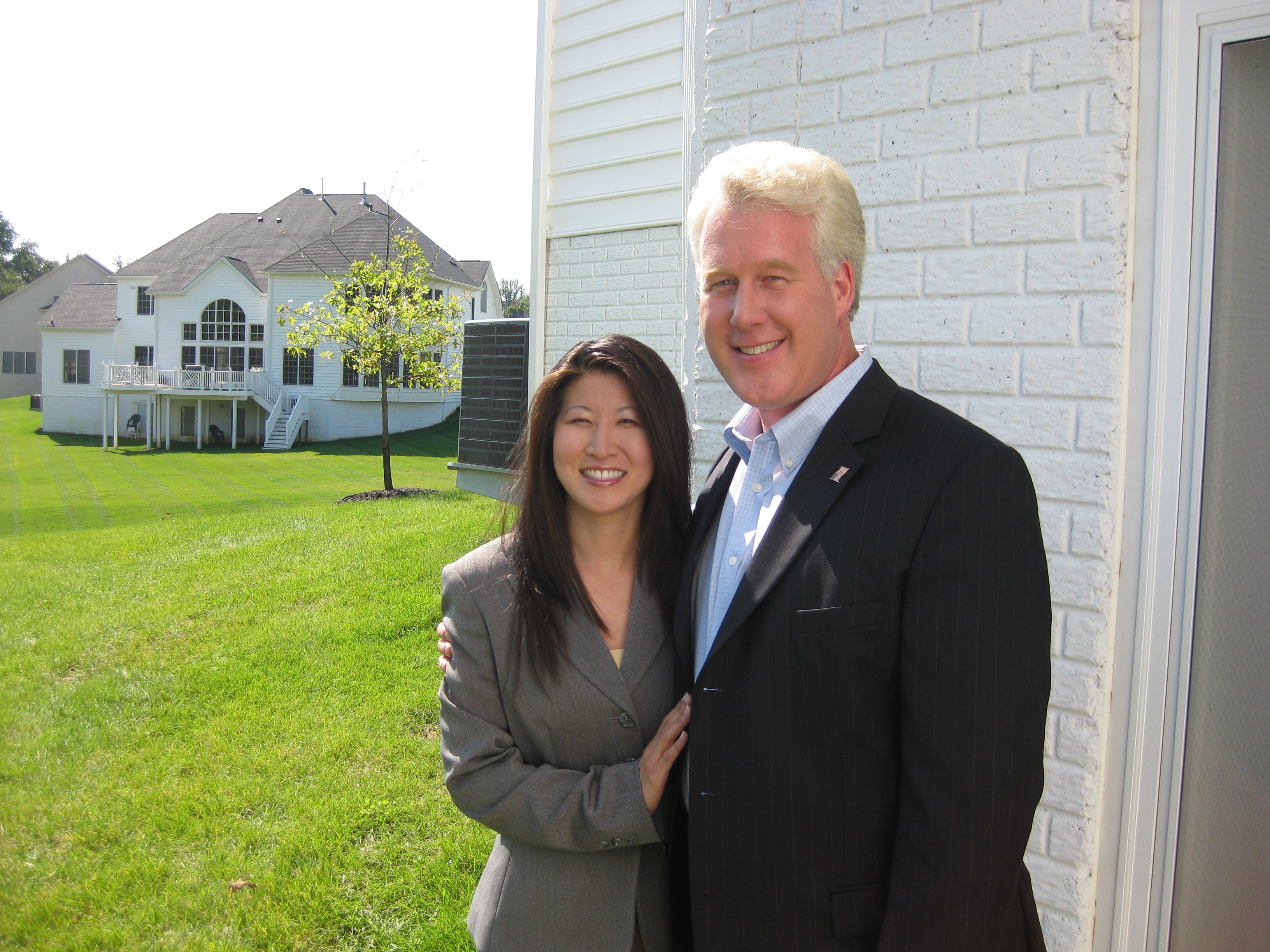 Lil Rhee with Scott Rogers, Bill Clinton impersonator