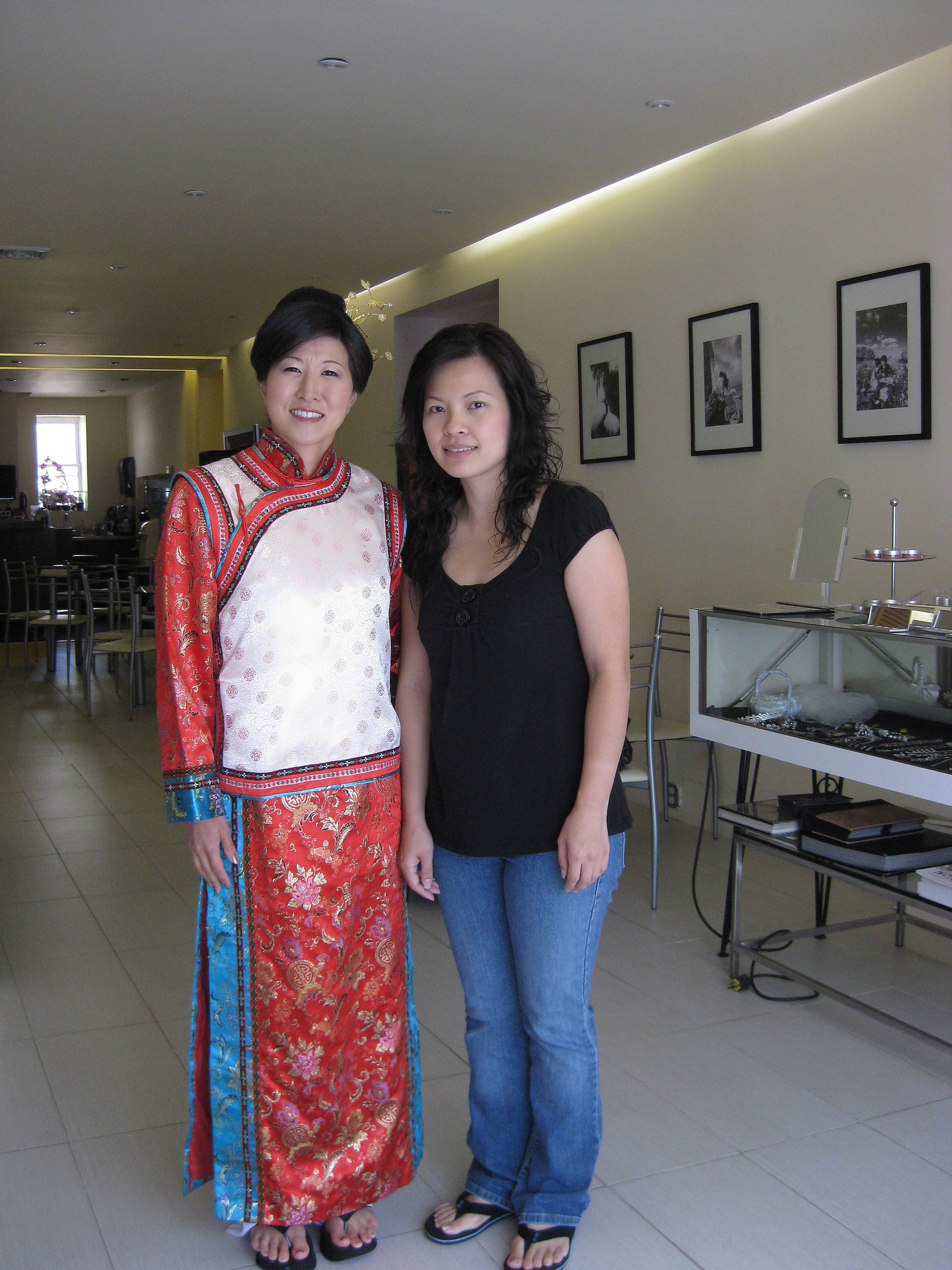 Lil Rhee as Chinese Princess der Ling with Make Up Artist and Hair Stylist, Aggie Cheng