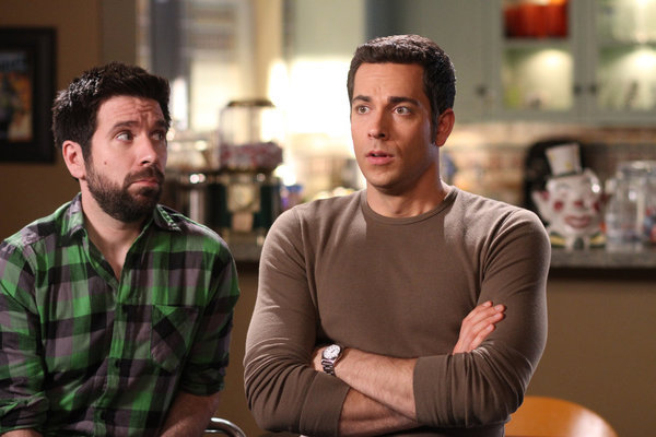 Still of Zachary Levi and Joshua Gomez in Cakas (2007)