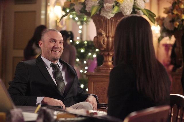 Still of Brian Austin Green and Casey Wilson in Happy Endings (2011)