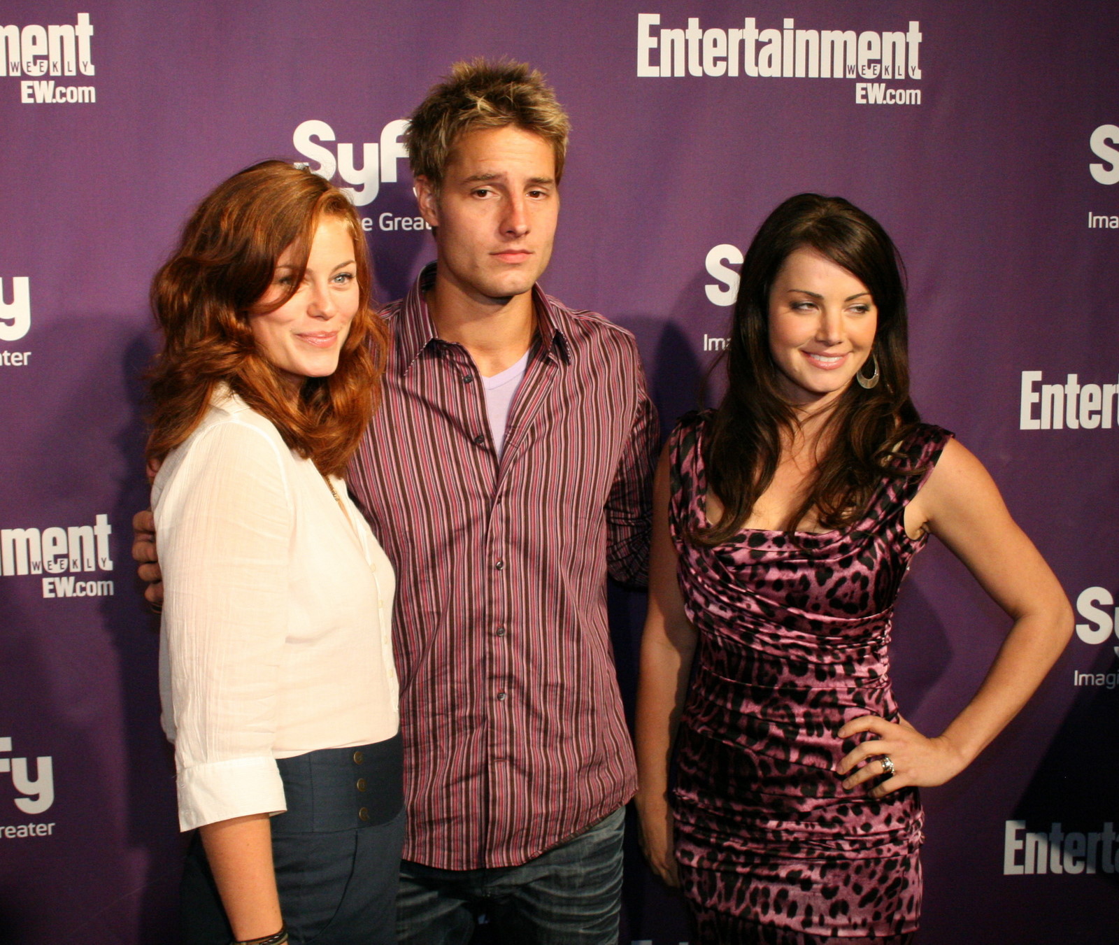 Justin Hartley, Erica Durance and Cassidy Freeman