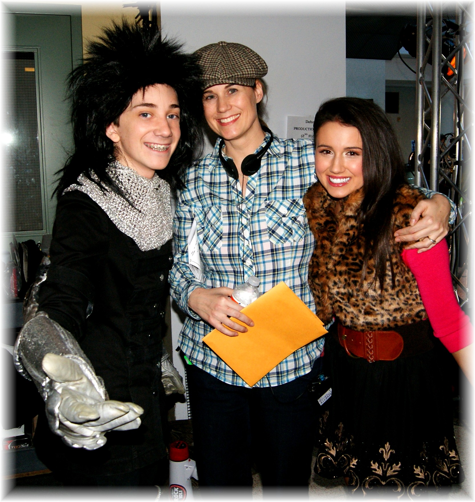 Austin on set of Debra! with Alana and Alicia