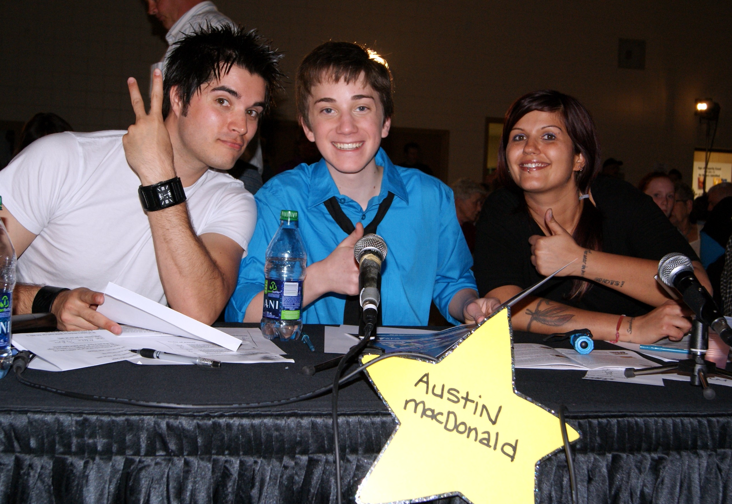 Auzzy with Tim Deegan and KAtie Clark of Much Music Judging musicians