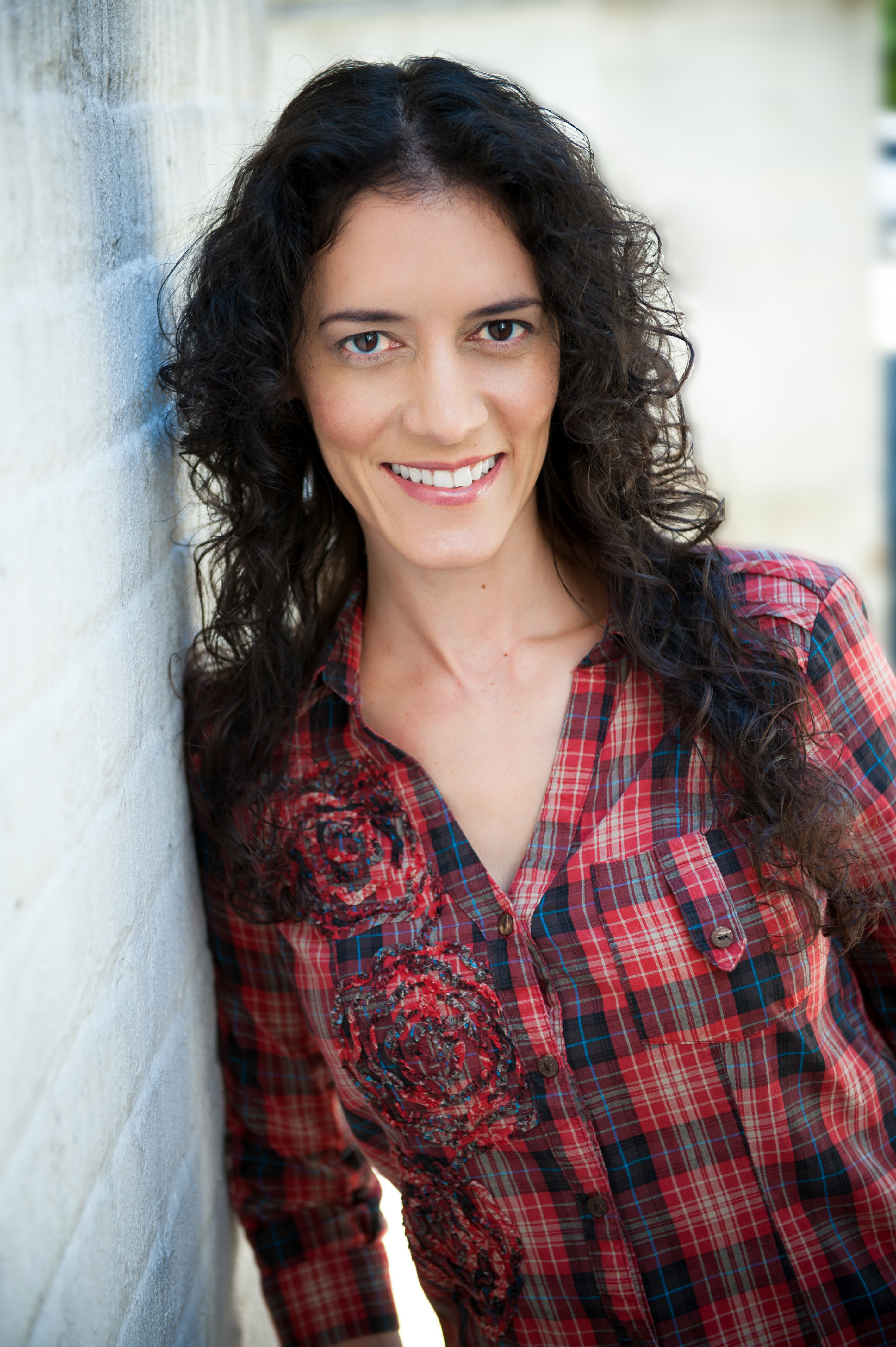 Bilingual-Talented-Determined-Working ACTRESS living in New York. SAG-AFTRA www.ednaleefigueroa.com