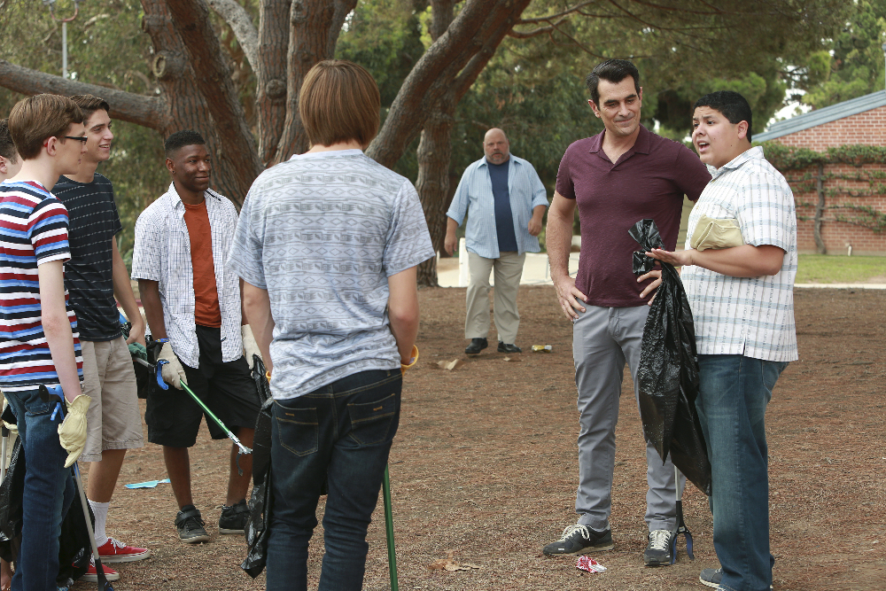Still of Ty Burrell, Kevin Chamberlin and Rico Rodriguez in Moderni seima (2009)