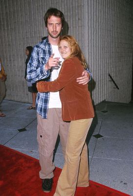 Drew Barrymore and Tom Green at event of Loser (2000)