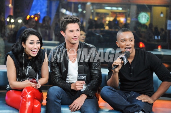 TORONTO, ON - JANUARY 10: (L-R) Actors Cassie Steele, Joe Dinicol and Benjamin Charles Watson from L.A. Complex cast visit NEW.MUSIC.LIVE at MuchMusic HQ on January 10, 2012 in Toronto, Canada. (Photo by George Pimentel/WireImage)