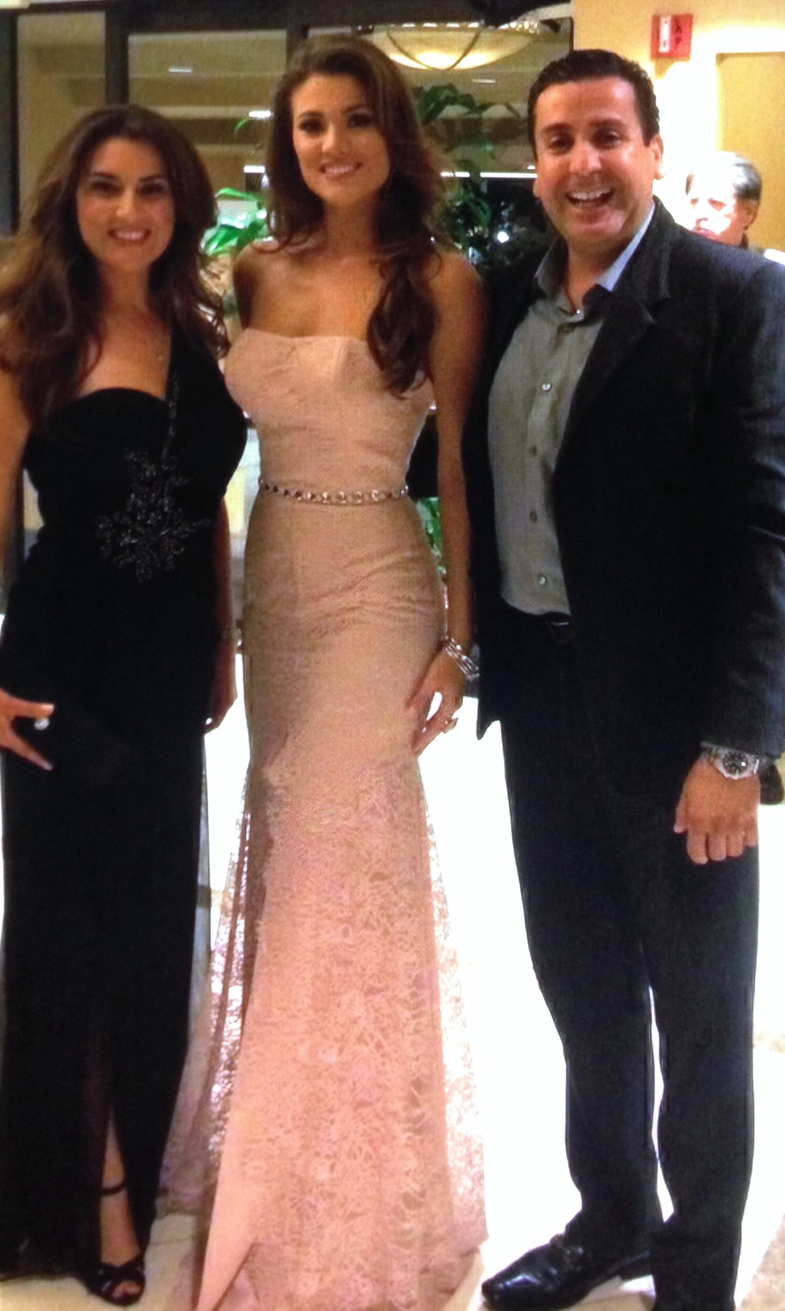 With friend, from Ecuador, current 2nd runner up Miss Universe, Constanza Báez and Wife Sara.