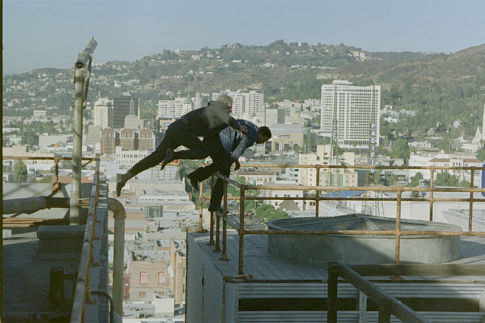 Still of Harrison Ford and Isaiah Washington in Hollywood Homicide (2003)