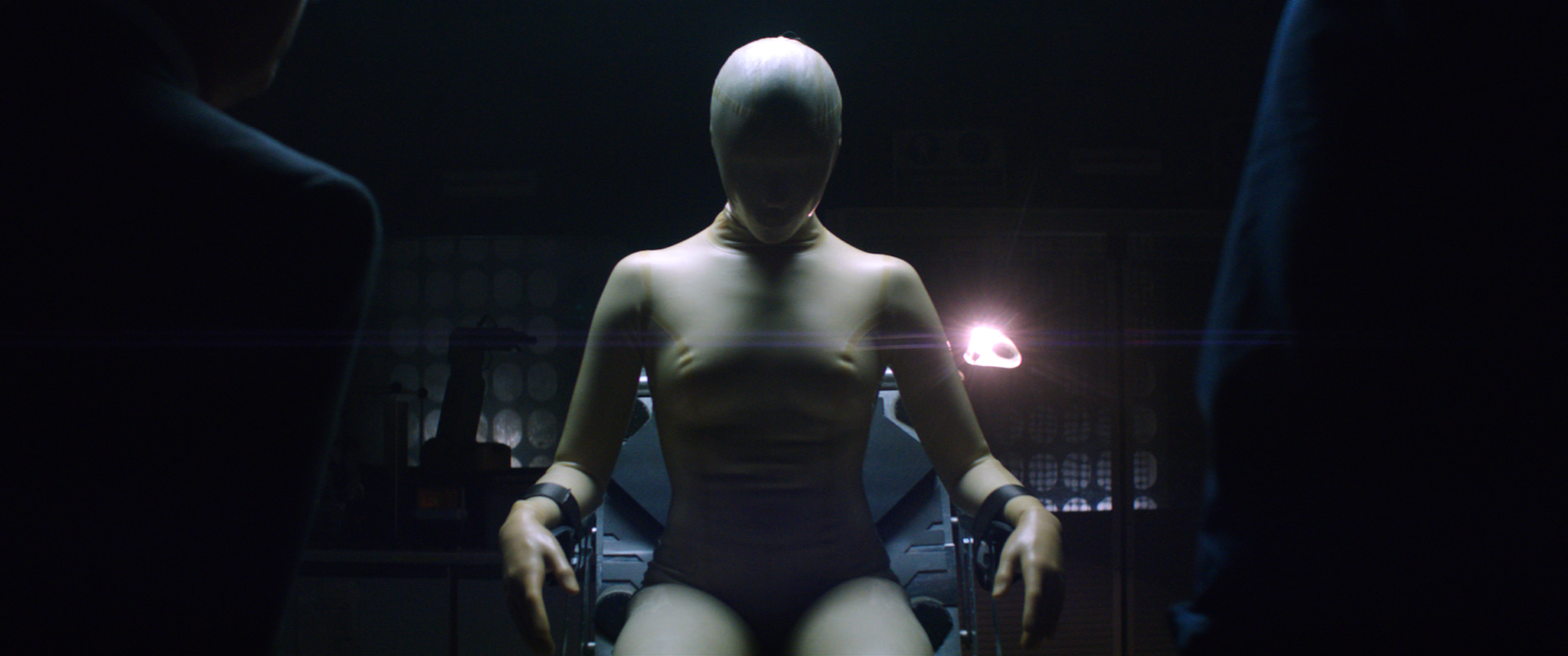Still of Caity Lotz in The Machine (2013)