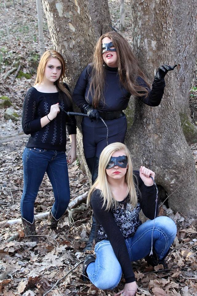 Elizabeth Paige (Sugar), Cindy McDonald (Catwoman), Salem Cheyenne (Holly Robinson) on the set of Catwoman The Heart of Gotham Fan Film!