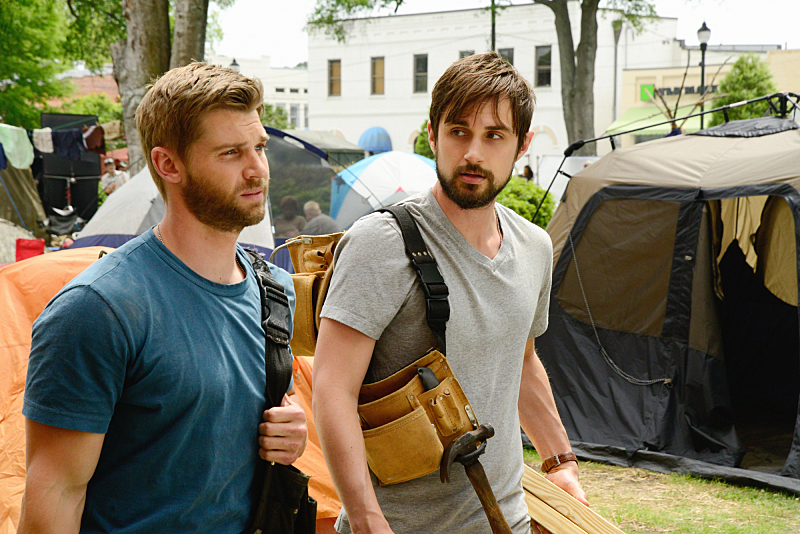 Still of Mike Vogel and Andrew J. West in Under the Dome (2013)