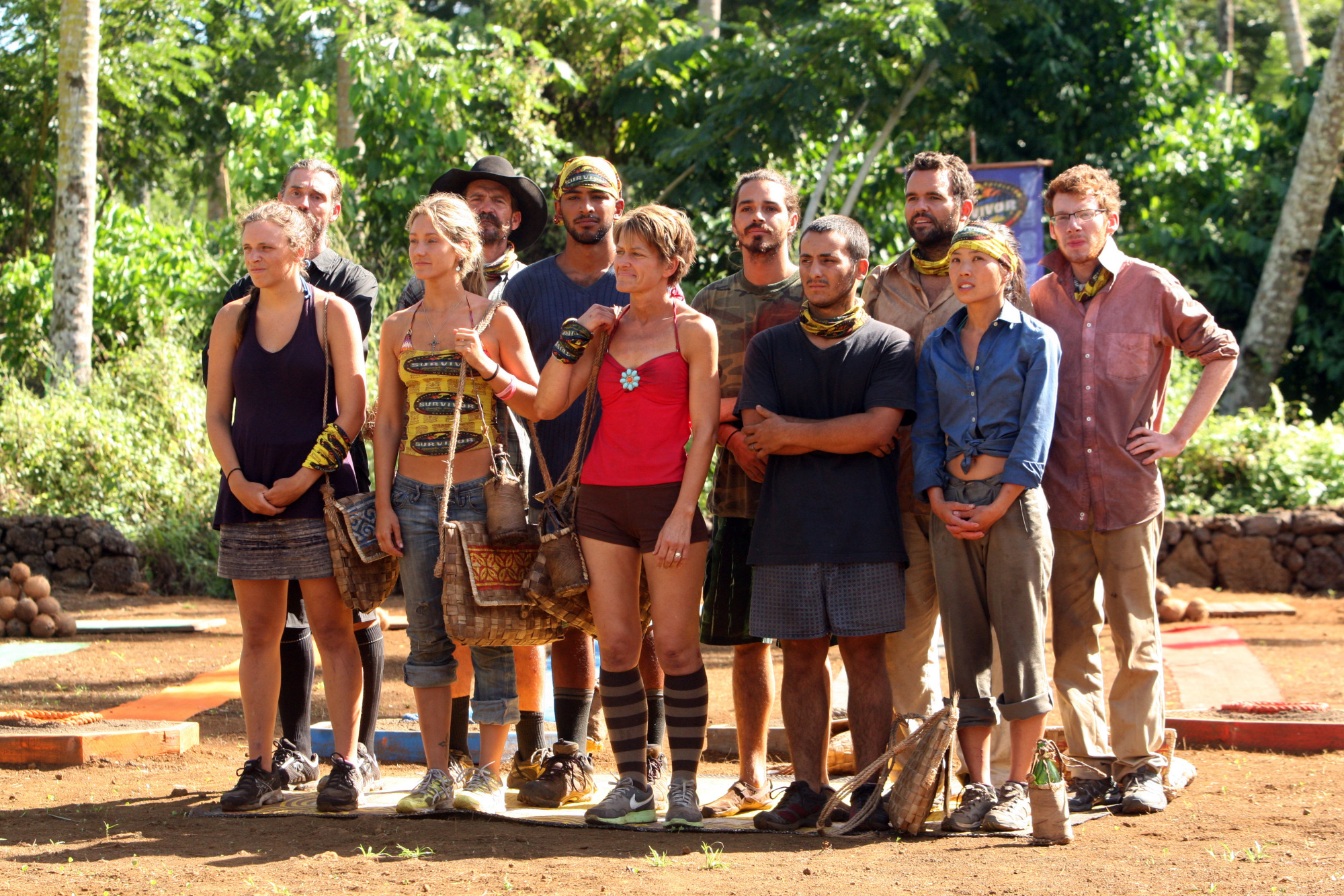 Still of Oscar Lusth, Whitney Duncan, Benjamin Wade, Albert Destrade, Dawn Meehan, Edna Ma, John Cochran, Rick Nelson, Sophie Clarke and Brandon Hantz in Survivor (2000)